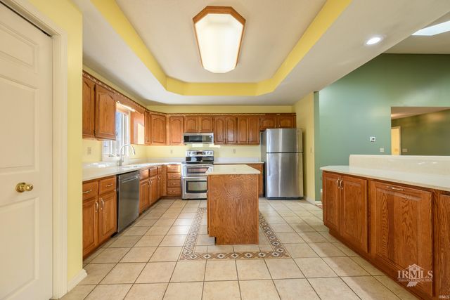 7909 W Kennedy Parkway, Yorktown, IN 47396