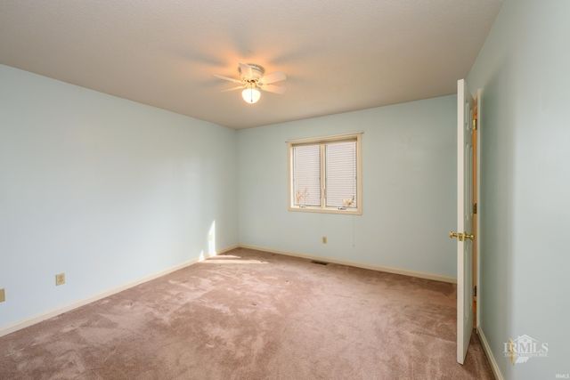 7909 W Kennedy Parkway, Yorktown, IN 47396