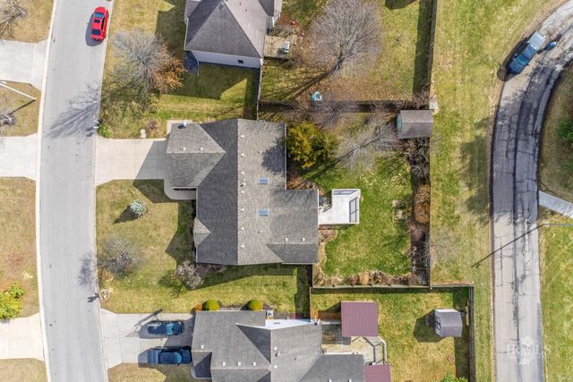 7909 W Kennedy Parkway, Yorktown, IN 47396