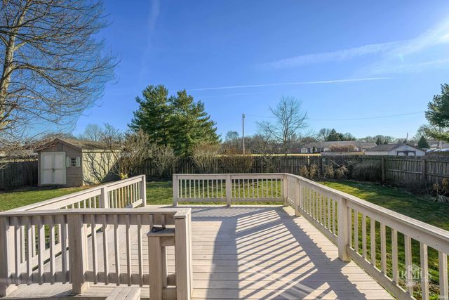 7909 W Kennedy Parkway, Yorktown, IN 47396