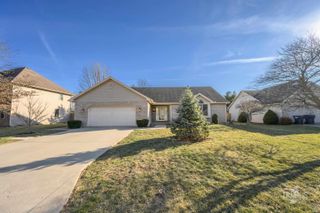 7909 W Kennedy Parkway, Yorktown, IN 47396