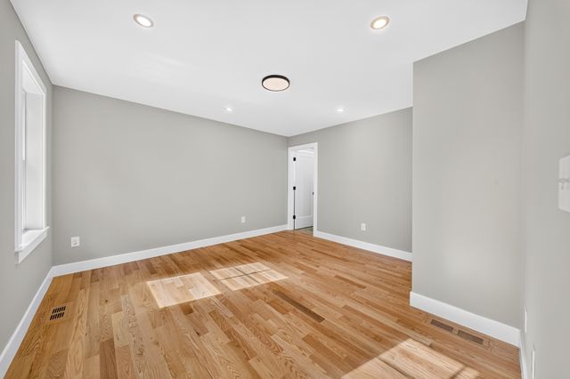 305 Ridge Street, Arlington, MA 02474