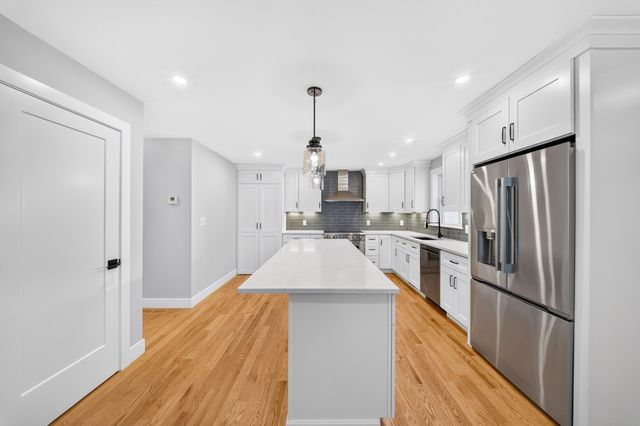 305 Ridge Street, Arlington, MA 02474