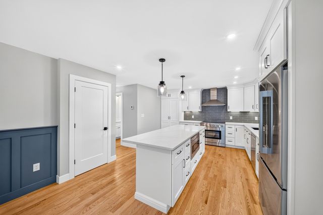305 Ridge Street, Arlington, MA 02474