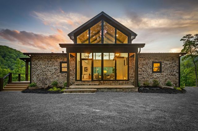 125 Stanley Creek Overlook, Cherry Log, GA 30522