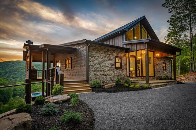 125 Stanley Creek Overlook, Cherry Log, GA 30522