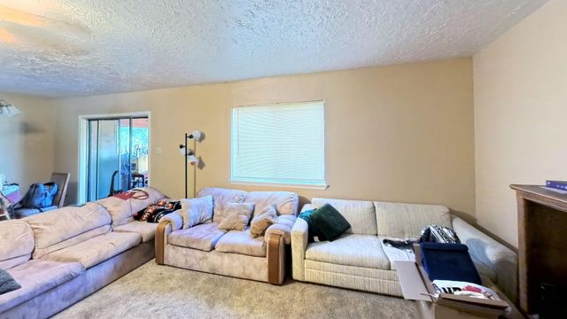 326 Clara Lane, Rio Communities, NM 87002