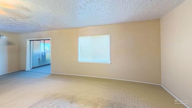326 Clara Lane, Rio Communities, NM 87002