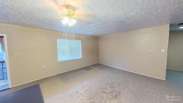 326 Clara Lane, Rio Communities, NM 87002