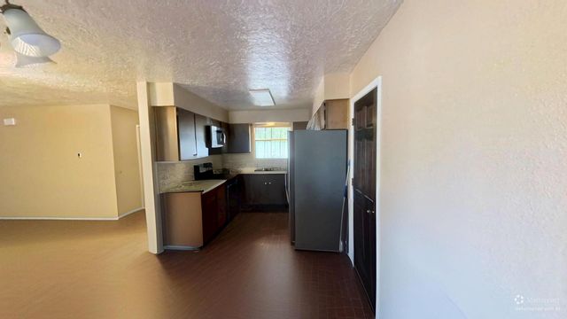 326 Clara Lane, Rio Communities, NM 87002