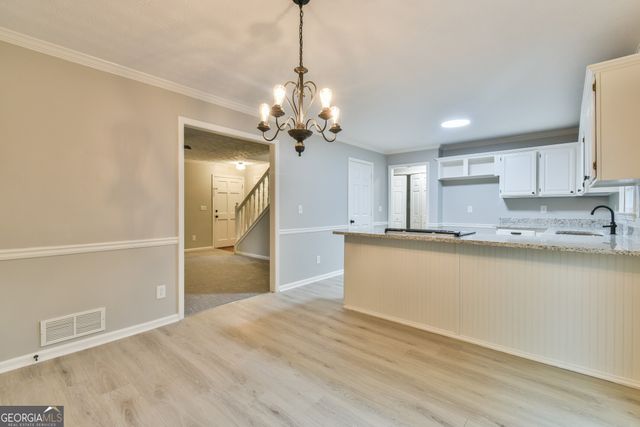 108 Timber View Court, Lawrenceville, GA 30043