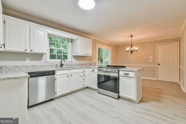 108 Timber View Court, Lawrenceville, GA 30043