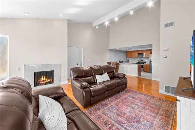 4861 Lago Drive 307, Huntington Beach, CA 92649