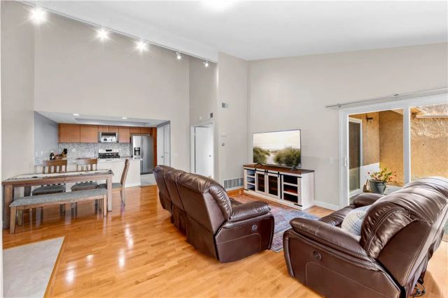 4861 Lago Drive 307, Huntington Beach, CA 92649