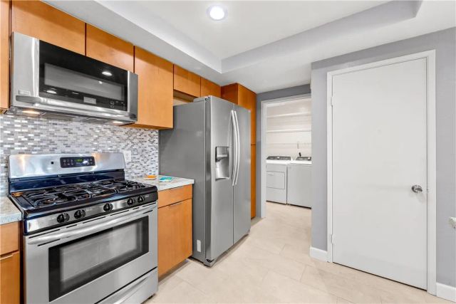 4861 Lago Drive 307, Huntington Beach, CA 92649