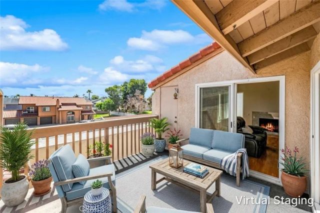 4861 Lago Drive 307, Huntington Beach, CA 92649