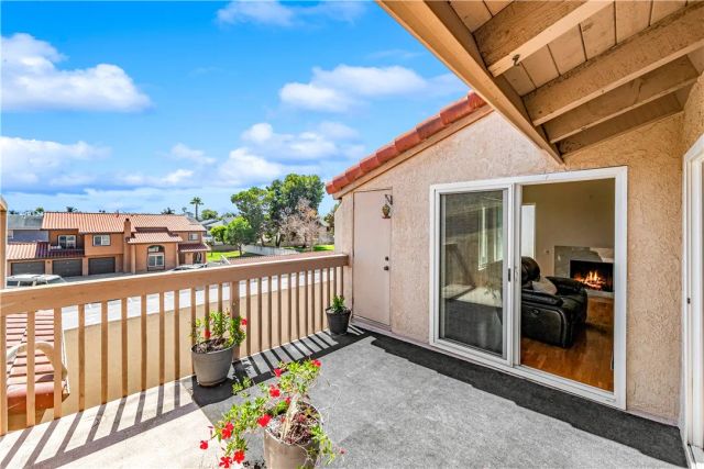 4861 Lago Drive 307, Huntington Beach, CA 92649