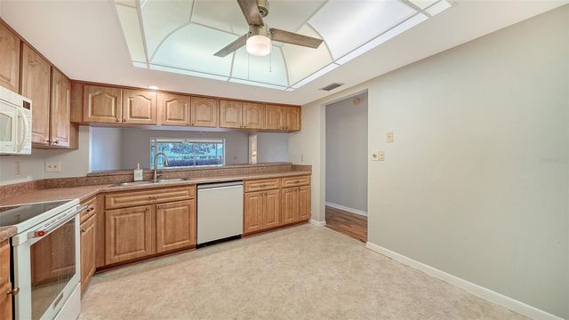 4103 CENTER GATE BOULEVARD 2, Sarasota, FL 34233