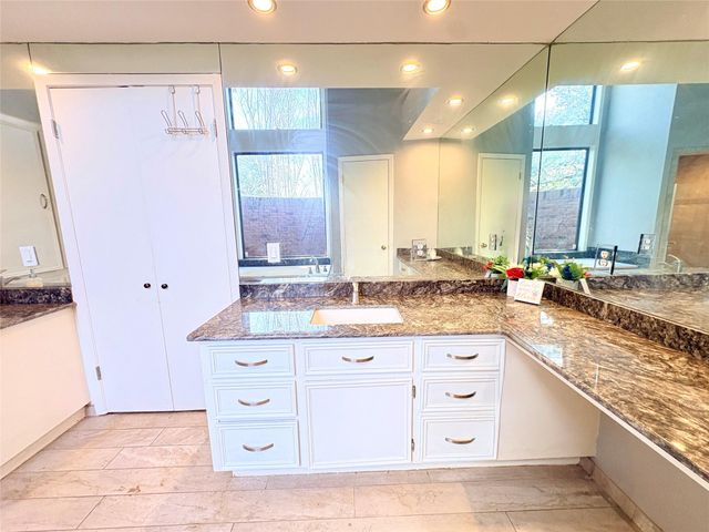 10211 State Highway 35 N, Van Vleck, TX 77482