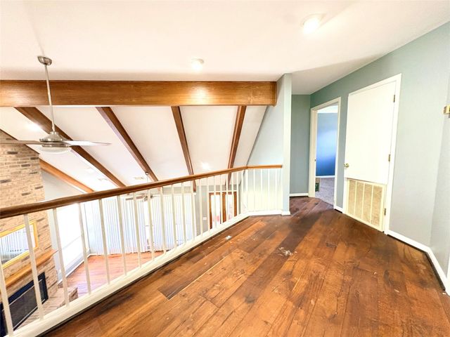 10211 State Highway 35 N, Van Vleck, TX 77482