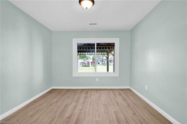 122 Springdale WAY, Hampton, VA 23666