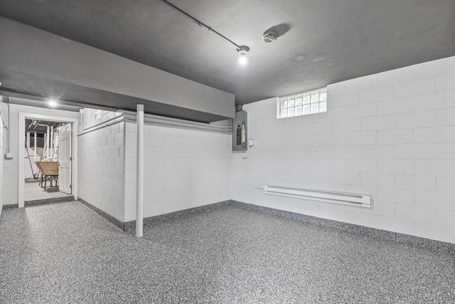 2660 N Calhoun ROAD, Brookfield, WI 53005