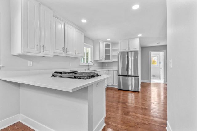 2660 N Calhoun ROAD, Brookfield, WI 53005