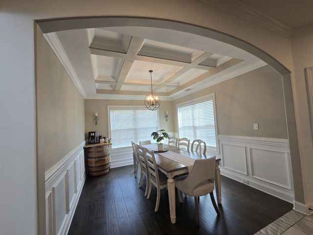 425 Veronica Ct, Clarksville, TN 37043