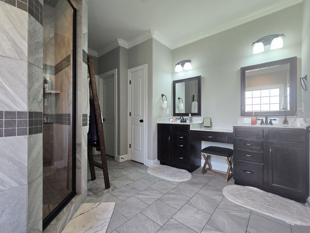 425 Veronica Ct, Clarksville, TN 37043