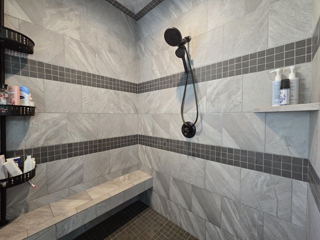 425 Veronica Ct, Clarksville, TN 37043