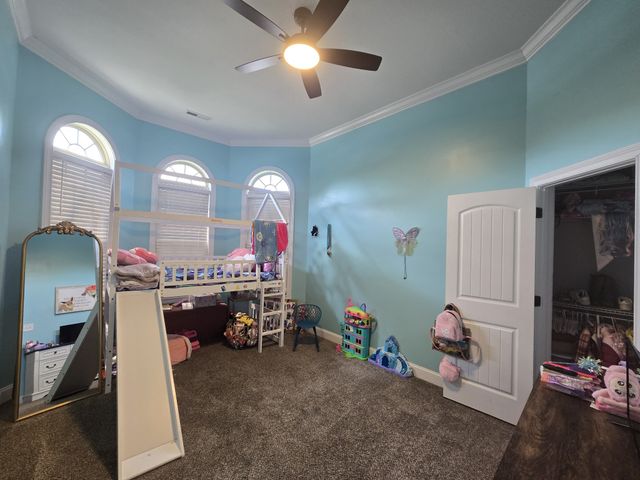 425 Veronica Ct, Clarksville, TN 37043