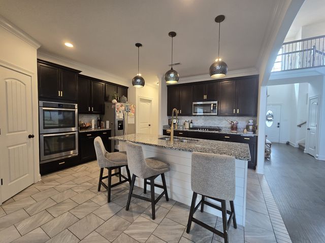 425 Veronica Ct, Clarksville, TN 37043