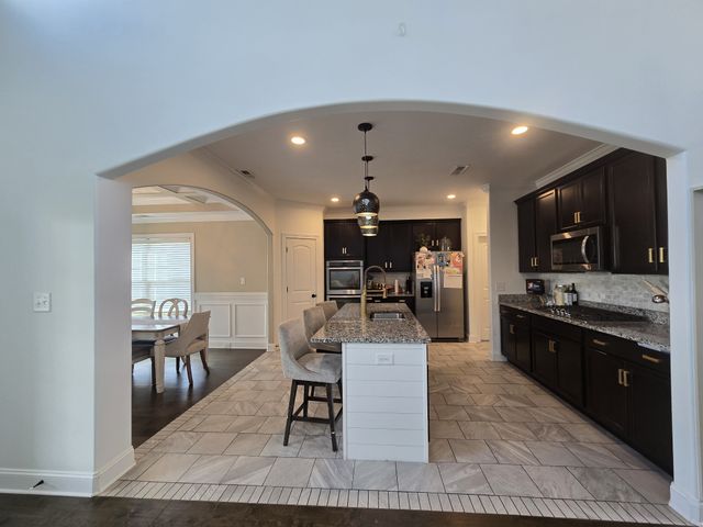 425 Veronica Ct, Clarksville, TN 37043