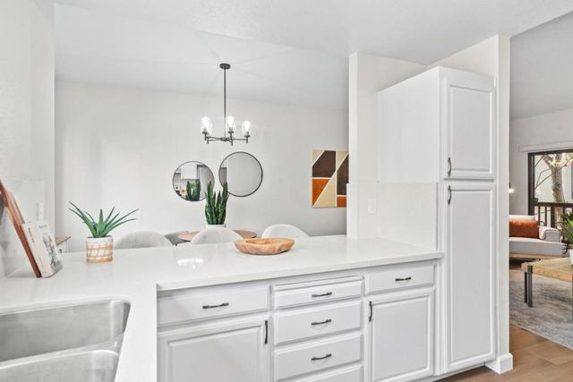 1906 Magdalena Circle 50, Santa Clara, CA 95051