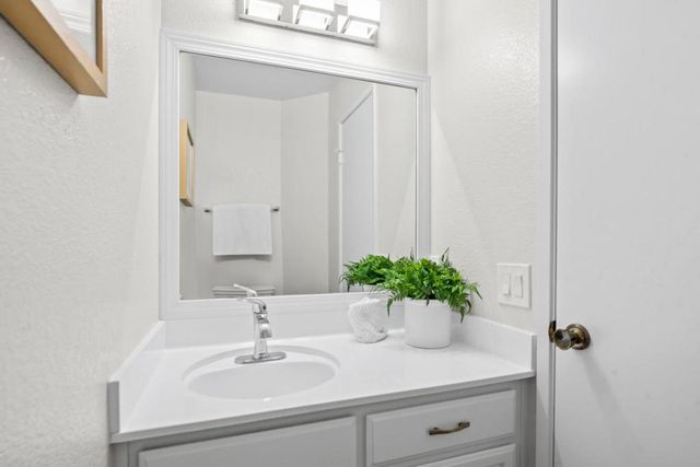 1906 Magdalena Circle 50, Santa Clara, CA 95051