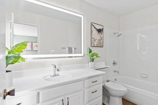1906 Magdalena Circle 50, Santa Clara, CA 95051