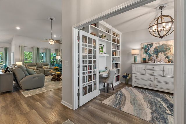 5672 Canary Island Ct., Myrtle Beach, SC 29577