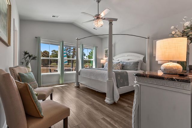 5672 Canary Island Ct., Myrtle Beach, SC 29577