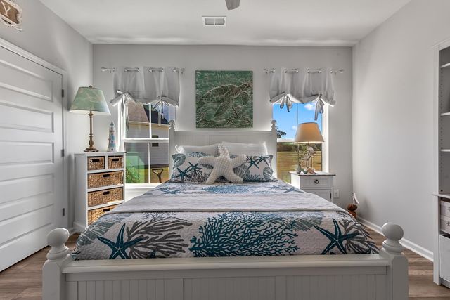 5672 Canary Island Ct., Myrtle Beach, SC 29577