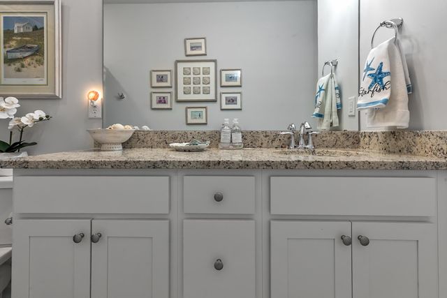 5672 Canary Island Ct., Myrtle Beach, SC 29577