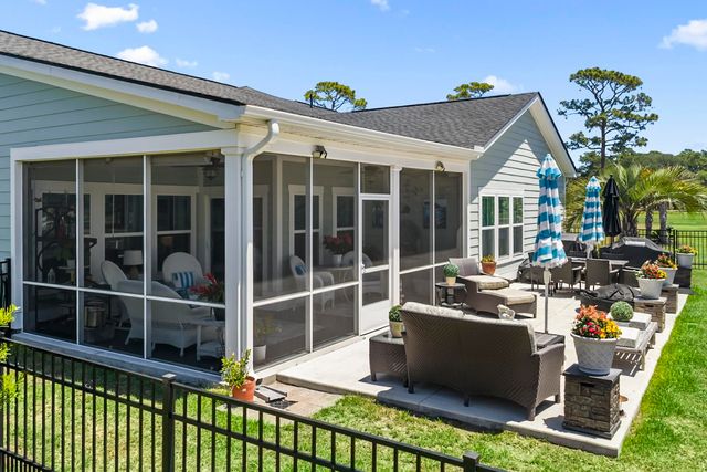 5672 Canary Island Ct., Myrtle Beach, SC 29577