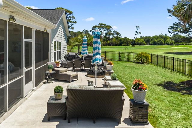 5672 Canary Island Ct., Myrtle Beach, SC 29577
