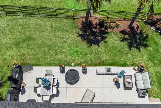 5672 Canary Island Ct., Myrtle Beach, SC 29577