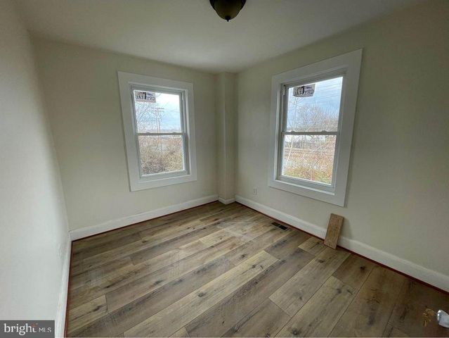 24 HARRISON AVE N, Middle River, MD 21220