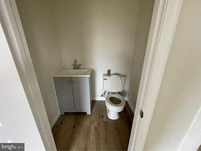 24 HARRISON AVE N, Middle River, MD 21220