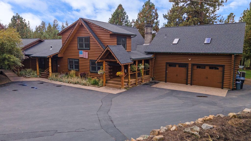 19434 River Woods Drive, Bend, OR 97702