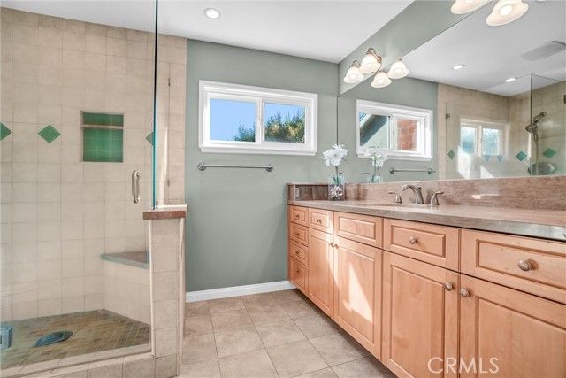 5552 Ridgebury Drive, Huntington Beach, CA 92649