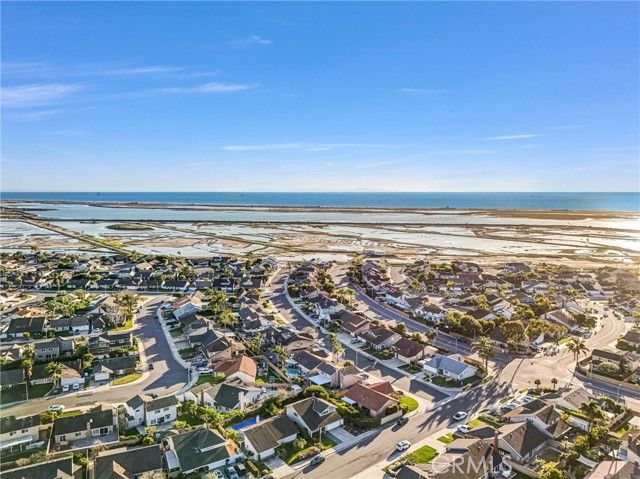 5552 Ridgebury Drive, Huntington Beach, CA 92649