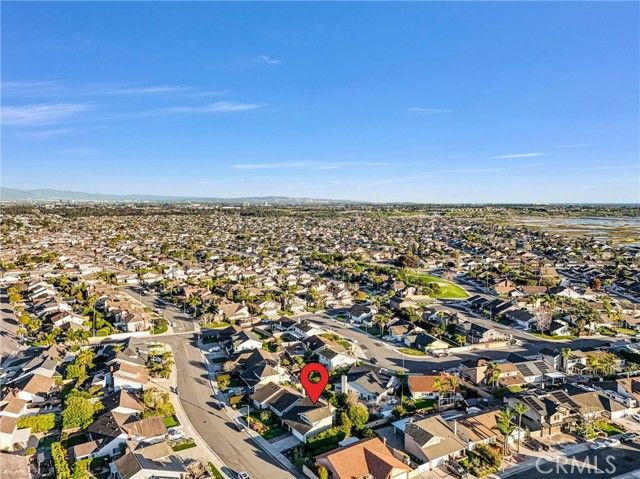 5552 Ridgebury Drive, Huntington Beach, CA 92649