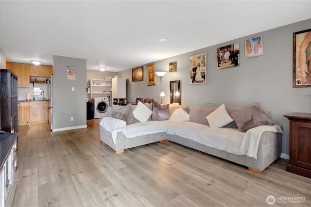 838 Harrington Avenue NE, Renton, WA 98056